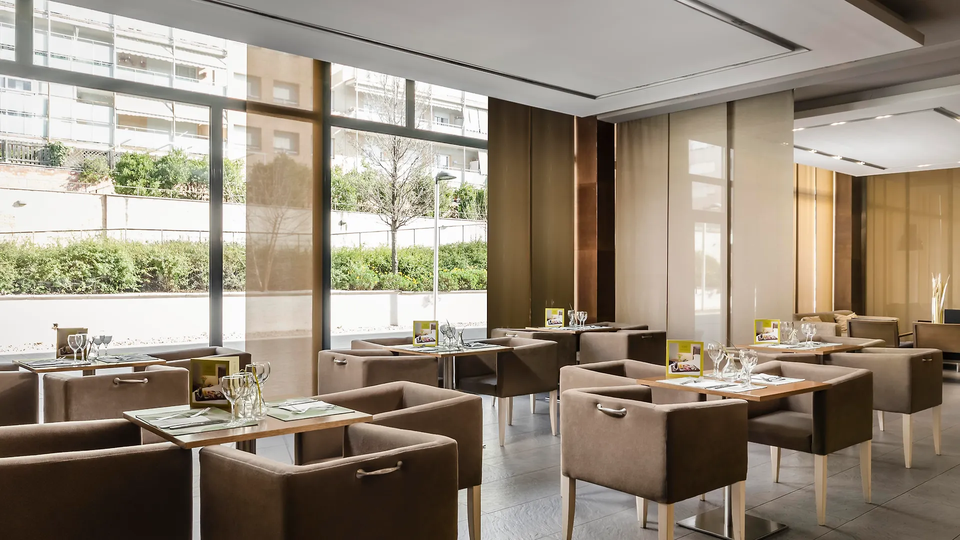 Hotel Exe Barcelona Gate Сан-Жоан-Деспи